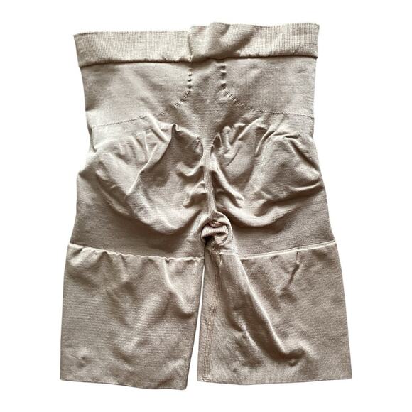 SPANX Nude Colorway Shapewear Highwaisted Shorts Size S - Picture 1 of 3